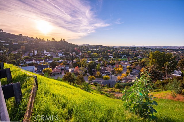 Detail Gallery Image 17 of 19 For 32 San Blas Ave, Woodland Hills,  CA 91364 - – Beds | – Baths