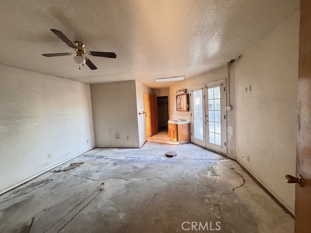 Detail Gallery Image 6 of 28 For 352 Terri Dr, Atwater,  CA 95301 - 3 Beds | 2/1 Baths