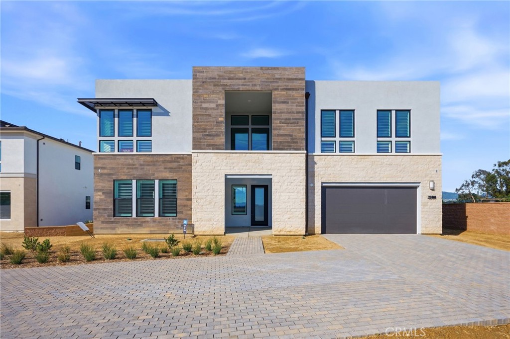 22801 Seaqua Circle