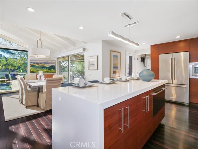15 Dorado Place, Rolling Hills Estates, California 90274, 4 Bedrooms Bedrooms, ,2 BathroomsBathrooms,Residential,Sold,Dorado,SB22016341