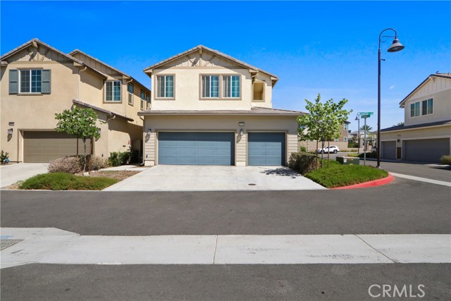 14996 Cavetto Ln, Fontana, CA 92336 photo 2