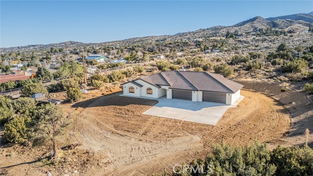 Detail Gallery Image 38 of 44 For 1275 Hollister, Pinon Hills,  CA 92372 - 4 Beds | 2 Baths
