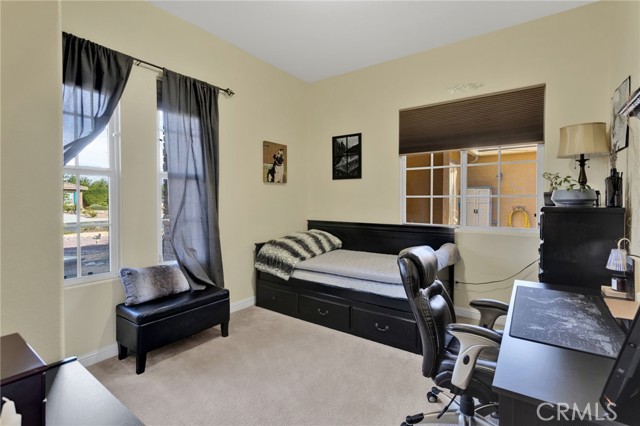 Detail Gallery Image 43 of 75 For 12916 Hyperion Ln, Apple Valley,  CA 92308 - 5 Beds | 3/1 Baths
