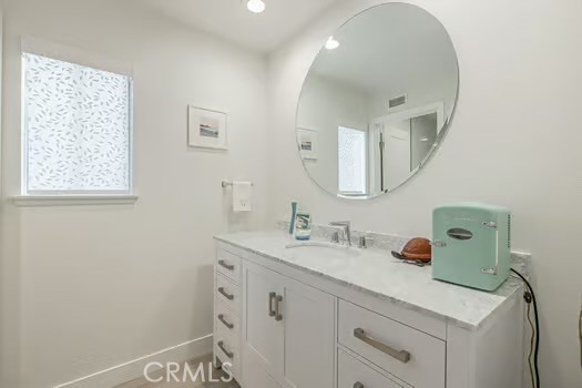 24444 Hampton Drive, Valencia CA: https://media.crmls.org/medias/d6de7dee-0f06-44bd-a889-e50b8bd35277.jpg