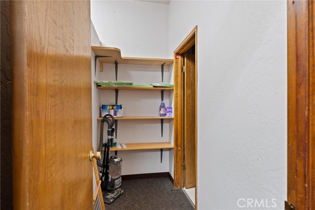 Image 46 of 71 For 958 Mckale Road