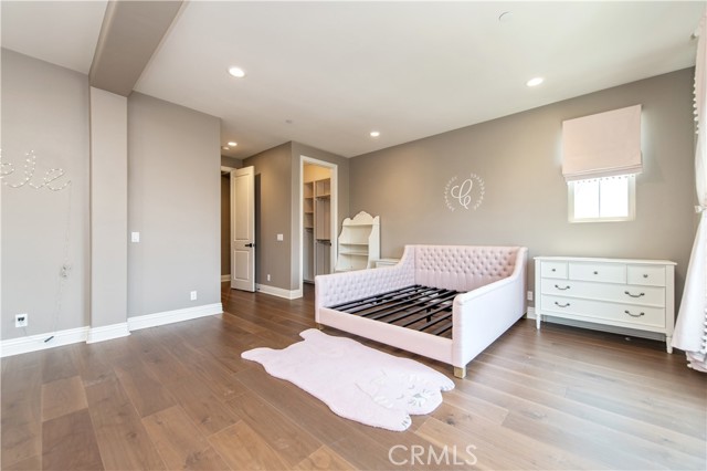 Detail Gallery Image 43 of 57 For 56 Dunmore, Irvine,  CA 92620 - 5 Beds | 5/1 Baths