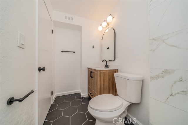 Detail Gallery Image 17 of 25 For 16060 Fairview Ct, Fontana,  CA 92336 - 4 Beds | 2 Baths