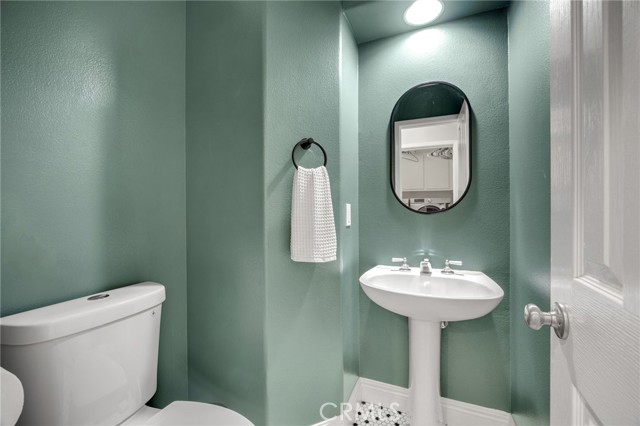 Detail Gallery Image 15 of 31 For 53 Montecilo, Lake Forest,  CA 92610 - 3 Beds | 2/1 Baths