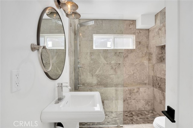 Detail Gallery Image 9 of 16 For 27001 Calle Juanita #C,  Dana Point,  CA 92624 - 1 Beds | 1 Baths