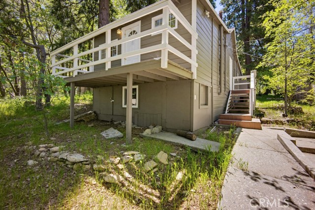 22951 Redwood, Crestline, CA 92325