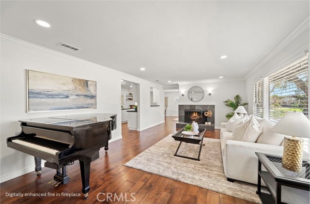 Detail Gallery Image 5 of 50 For 18661 Vale, Santa Ana,  CA 92705 - 4 Beds | 2 Baths