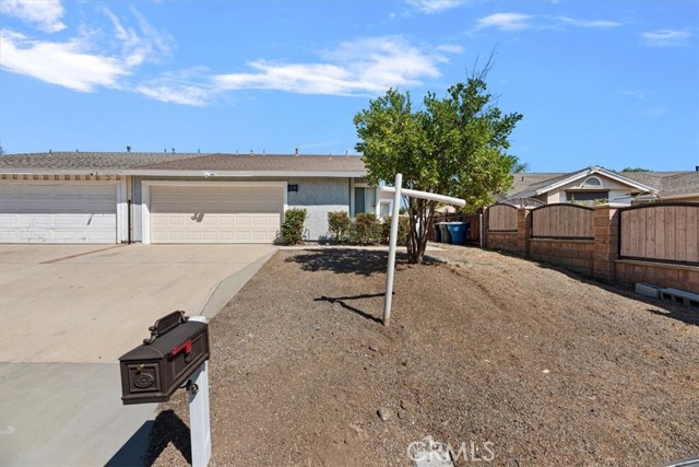 Detail Gallery Image 1 of 1 For 362 Red Maple Pl, Perris,  CA 92570 - 2 Beds | 2 Baths