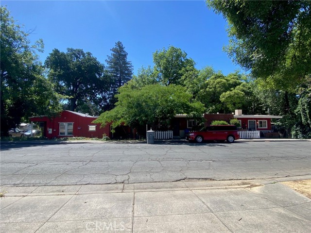 1724 Oak Street, Oroville CA: https://media.crmls.org/medias/d6e2dc75-5437-43be-9898-8fd910f87922.jpg
