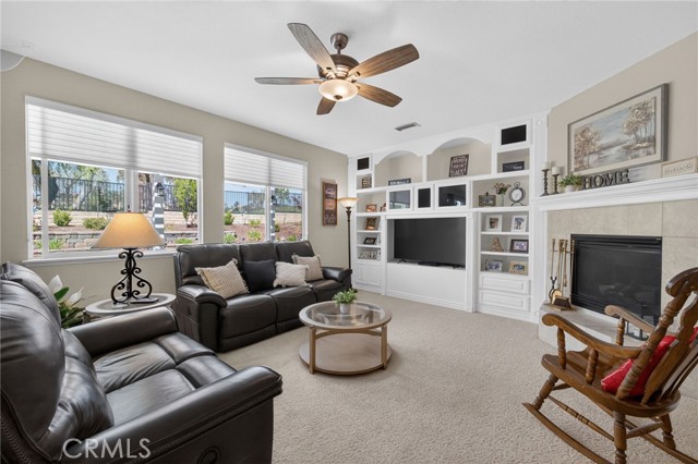 Detail Gallery Image 15 of 58 For 38429 Clearbrook Dr, Murrieta,  CA 92563 - 4 Beds | 2/1 Baths
