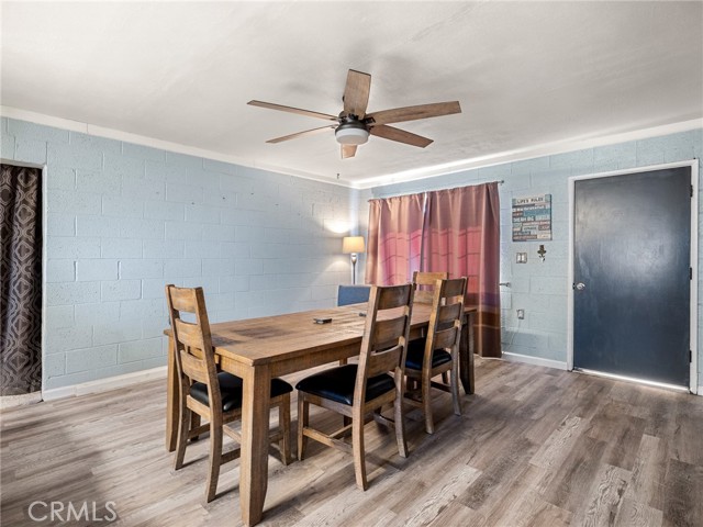 Detail Gallery Image 3 of 32 For 17382 Neptune, Victorville,  CA 92394 - 3 Beds | 1 Baths