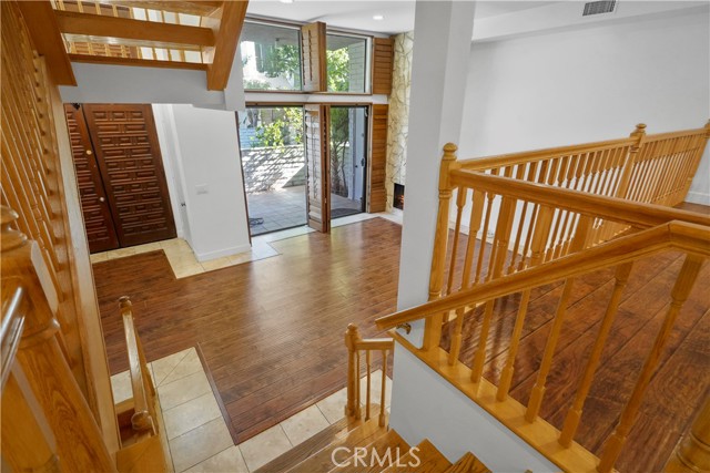 Detail Gallery Image 16 of 57 For 5345 White Oak Ave #J,  Encino,  CA 91316 - 3 Beds | 2/1 Baths