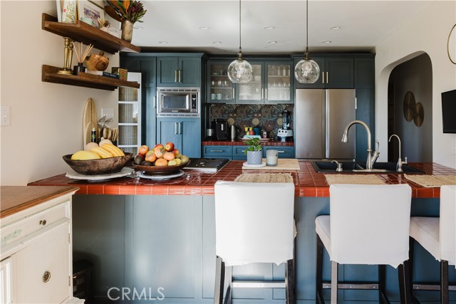 Detail Gallery Image 14 of 69 For 960 Tulare, Pismo Beach,  CA 93449 - 5 Beds | 3 Baths