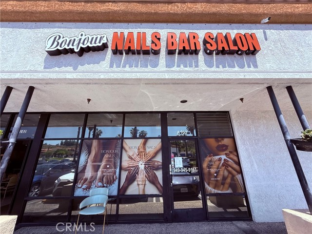 0, Lake Forest CA: https://media.crmls.org/medias/d6e726f2-498c-4448-82f2-1c4c41fb5393.jpg