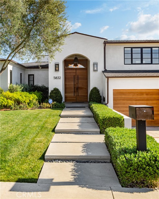 Detail Gallery Image 4 of 30 For 5832 Ocean Terr Dr a,  Rancho Palos Verdes,  CA 90275 - 6 Beds | 4 Baths