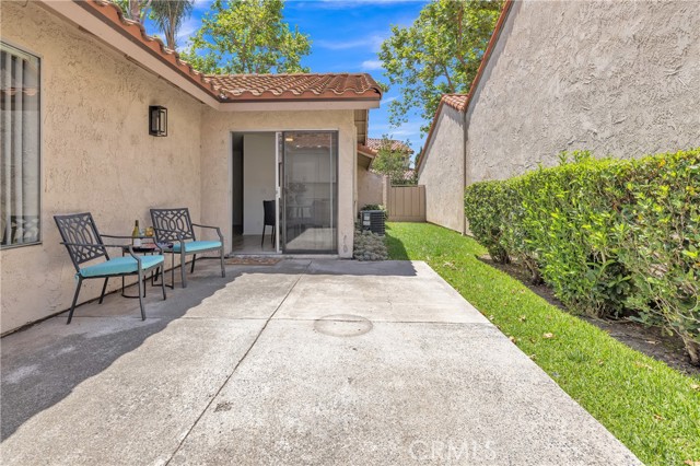 Detail Gallery Image 14 of 23 For 45 Orchard, Irvine,  CA 92618 - 2 Beds | 2 Baths
