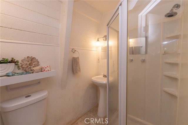726 Elysian Boulevard, Big Bear City CA: https://media.crmls.org/medias/d6e84908-108f-4d1e-81ec-4e0c58c49740.jpg