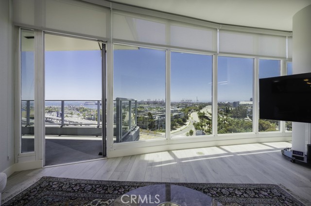 Detail Gallery Image 8 of 51 For 411 W Seaside Way #1103,  Long Beach,  CA 90802 - 2 Beds | 2 Baths