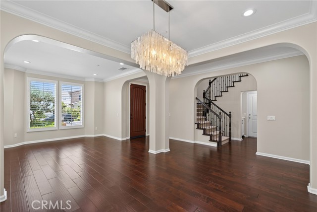 Detail Gallery Image 6 of 67 For 11680 Cetona Way, Porter Ranch,  CA 91326 - 4 Beds | 4 Baths
