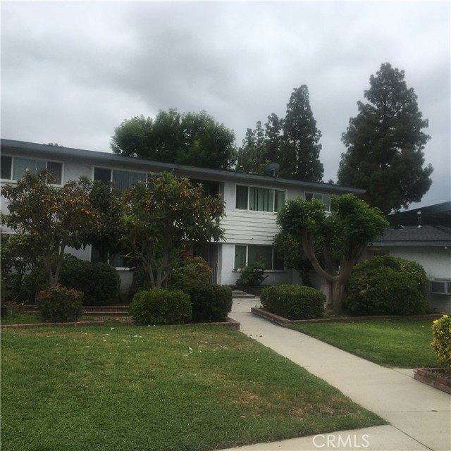 1076 Balboa Drive, Arcadia CA: https://media.crmls.org/medias/d6e90738-be6f-4b35-a4f4-95c0cb80545f.jpg