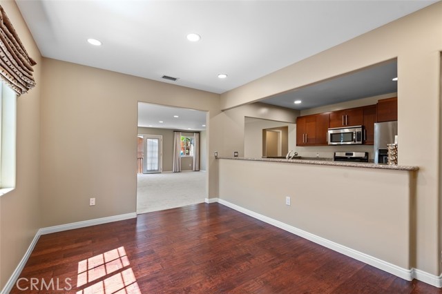 Detail Gallery Image 12 of 26 For 18005 Bullock, Encino,  CA 91316 - 5 Beds | 4 Baths