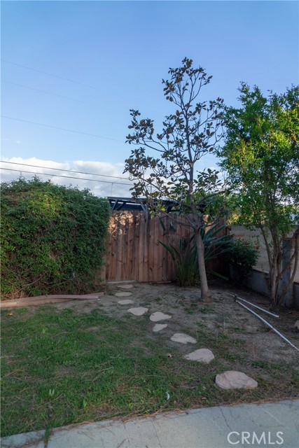 Detail Gallery Image 3 of 59 For 20121 Comanche Pl, Winnetka,  CA 91306 - 3 Beds | 2 Baths