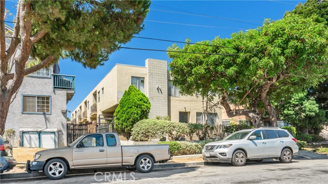 523 E Hazel Street, Inglewood CA: https://media.crmls.org/medias/d6ea744f-4d79-49be-a3b2-04ca981cadd3.jpg
