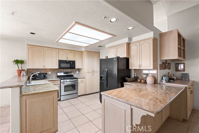 Detail Gallery Image 39 of 63 For 8582 Frontera Ave, Yucca Valley,  CA 92284 - 4 Beds | 2 Baths