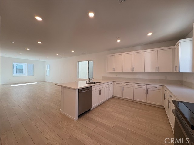 Detail Gallery Image 9 of 28 For 2540 Everly St, El Monte,  CA 91733 - 4 Beds | 3/1 Baths