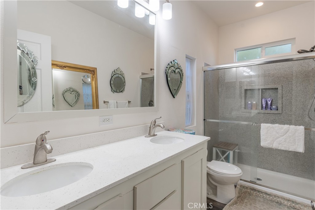 1938 Adelaida Road 41