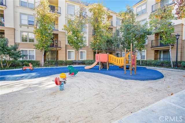 Detail Gallery Image 23 of 30 For 2235 Watermarke, Irvine,  CA 92612 - 1 Beds | 1 Baths