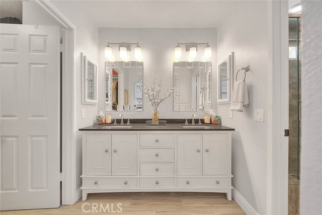13563 Meadow Crest Drive, Chino Hills CA: https://media.crmls.org/medias/d6ed0d89-2429-4a25-85ad-cfc0c39761d1.jpg