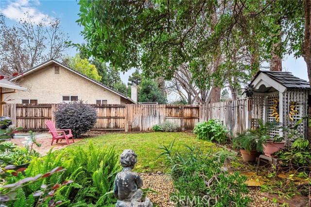 Detail Gallery Image 39 of 48 For 14 Knotts Glen Ct, Chico,  CA 95926 - 3 Beds | 2 Baths