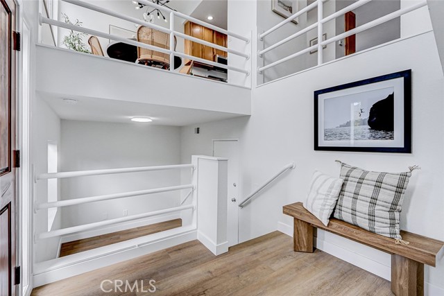 Detail Gallery Image 3 of 39 For 501 Herondo #18,  Hermosa Beach,  CA 90254 - 3 Beds | 2 Baths