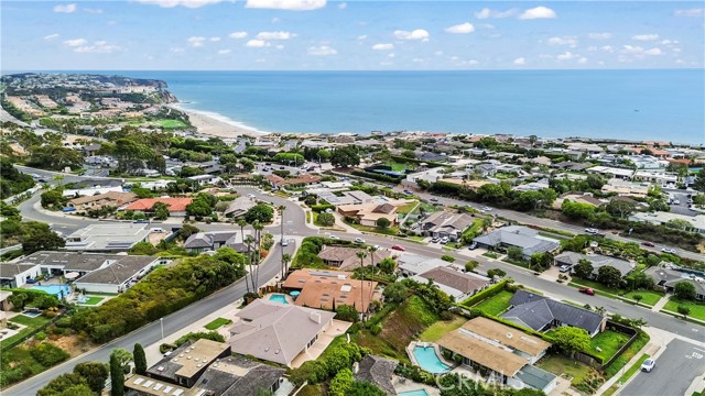 32702 Seven Seas Drive, Dana Point CA: https://media.crmls.org/medias/d6eff287-d772-49d4-a5a0-20340962b490.jpg