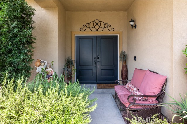 Detail Gallery Image 2 of 23 For 26272 Amen St, Hemet,  CA 92544 - 3 Beds | 2/1 Baths