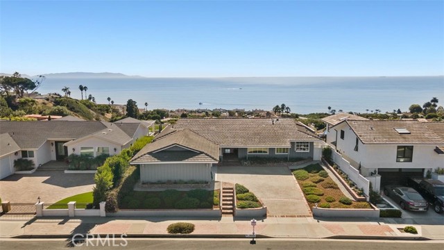 30257 Via Victoria, Rancho Palos Verdes, California 90275, 3 Bedrooms Bedrooms, ,1 BathroomBathrooms,Residential,Sold,Via Victoria,PV21207596