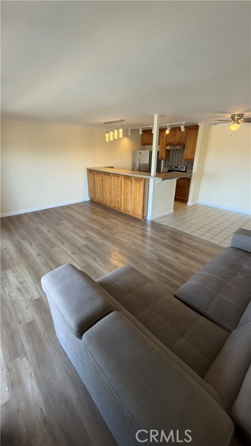 420 Redondo Avenue, Long Beach CA: https://media.crmls.org/medias/d6f14e6d-dd96-449c-89db-ad2aa517778c.jpg