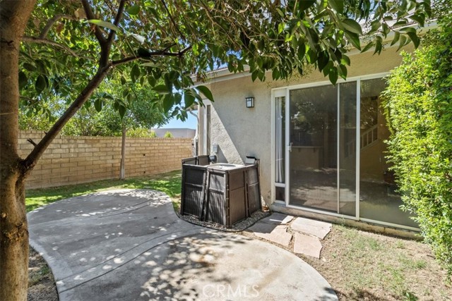 26502 Rock Creek Drive, Valencia CA: https://media.crmls.org/medias/d6f255de-4ec4-418b-b3d6-9405071b2c6d.jpg