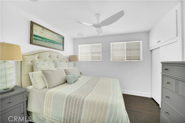 Detail Gallery Image 19 of 25 For 2027 Miramar Dr, Newport Beach,  CA 92661 - 2 Beds | 1/1 Baths