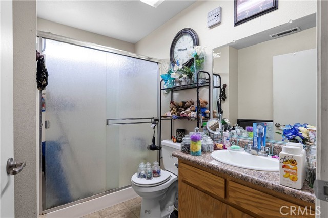 Image 25 of 37 For 3240 4th St  