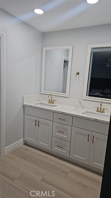 Detail Gallery Image 16 of 18 For 18914 Harnett St, Porter Ranch,  CA 91326 - 4 Beds | 2 Baths