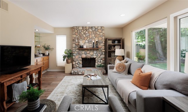 Detail Gallery Image 20 of 57 For 6049 E Mabury Ave, Orange,  CA 92867 - 4 Beds | 2/1 Baths