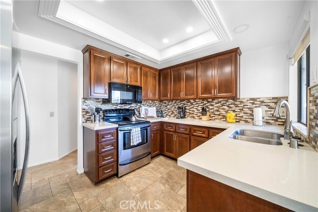 41981 Preston Trail, Palm Desert CA: https://media.crmls.org/medias/d6f4c96d-dcde-4011-a727-1a6d4425df87.jpg