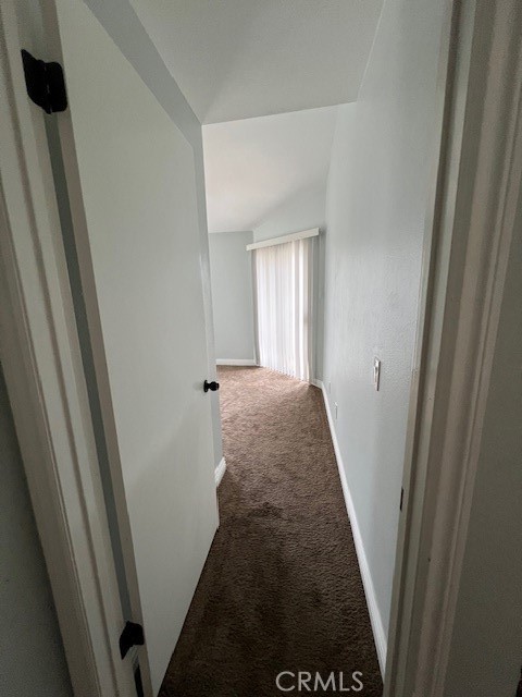 2015 Lakeridge Circle, Chula Vista CA: https://media.crmls.org/medias/d6f57403-0a78-4587-8d58-72609db3c339.jpg