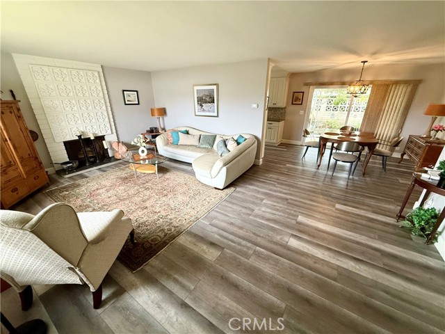 Detail Gallery Image 2 of 11 For 109 via Breve #25,  San Clemente,  CA 92672 - 2 Beds | 2 Baths